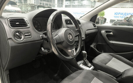 Volkswagen Polo VI (EU Market), 2011 год, 630 000 рублей, 16 фотография