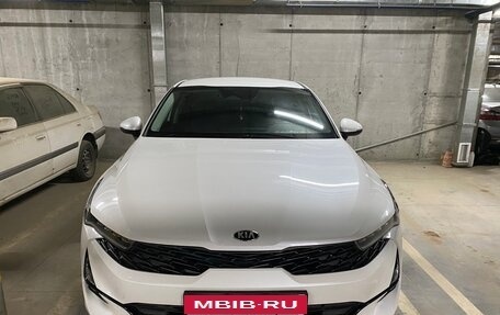 KIA K5, 2021 год, 2 600 000 рублей, 1 фотография