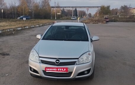 Opel Astra J, 2013 год, 480 000 рублей, 5 фотография