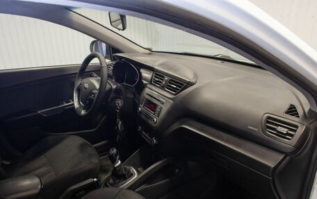 KIA Rio III рестайлинг, 2017 год, 1 075 000 рублей, 18 фотография