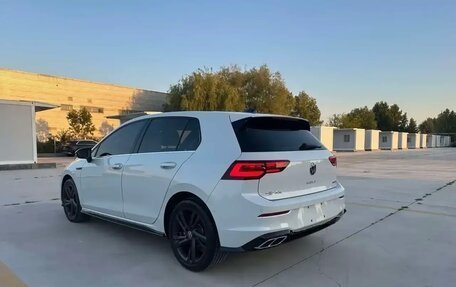 Volkswagen Golf VIII, 2023 год, 1 910 000 рублей, 6 фотография