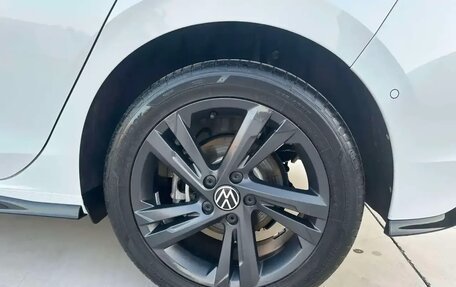 Volkswagen Golf VIII, 2023 год, 1 910 000 рублей, 11 фотография