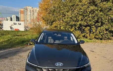 Hyundai Elantra, 2024 год, 2 200 000 рублей, 9 фотография