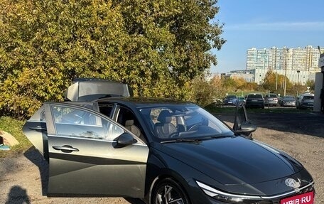 Hyundai Elantra, 2024 год, 2 200 000 рублей, 3 фотография
