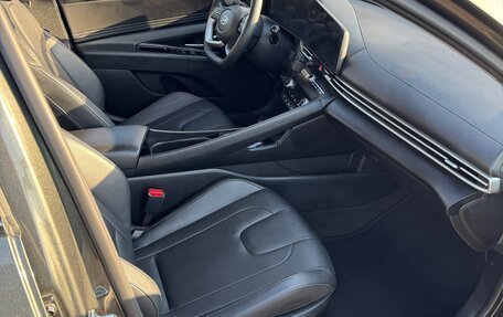 Hyundai Elantra, 2024 год, 2 200 000 рублей, 21 фотография