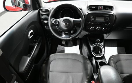 KIA Soul II рестайлинг, 2014 год, 1 100 000 рублей, 11 фотография