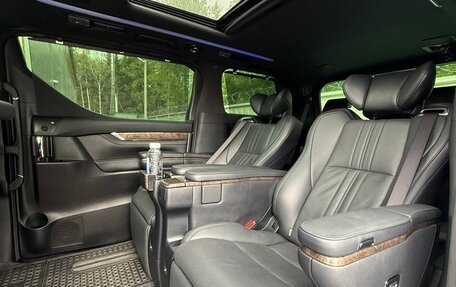 Toyota Alphard III, 2021 год, 5 500 000 рублей, 6 фотография