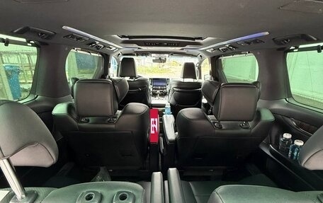 Toyota Alphard III, 2021 год, 5 500 000 рублей, 7 фотография