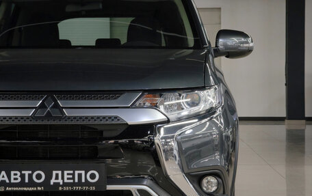 Mitsubishi Outlander III рестайлинг 3, 2021 год, 2 650 000 рублей, 8 фотография