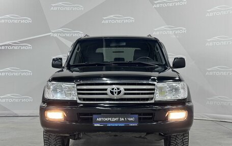 Toyota Land Cruiser 100 рестайлинг 2, 2006 год, 2 230 000 рублей, 8 фотография