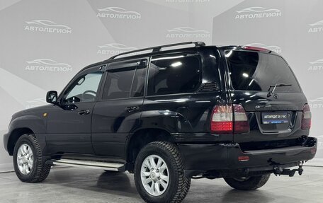 Toyota Land Cruiser 100 рестайлинг 2, 2006 год, 2 230 000 рублей, 3 фотография
