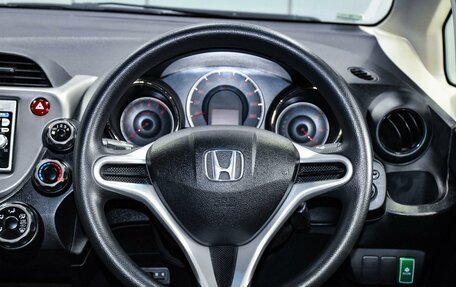 Honda Fit III, 2011 год, 899 000 рублей, 13 фотография
