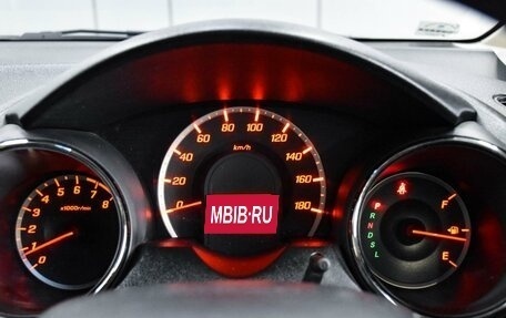 Honda Fit III, 2011 год, 899 000 рублей, 14 фотография