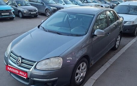 Volkswagen Jetta VII, 2009 год, 350 000 рублей, 2 фотография