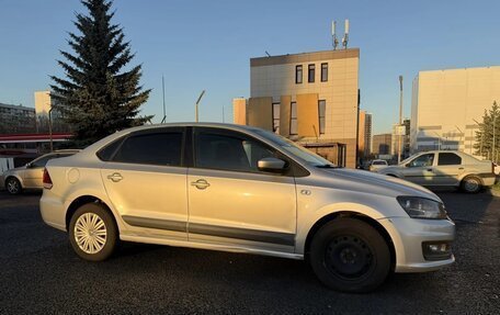 Volkswagen Polo VI (EU Market), 2015 год, 800 000 рублей, 2 фотография