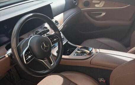Mercedes-Benz E-Класс, 2020 год, 4 025 000 рублей, 8 фотография