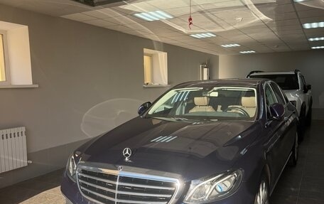Mercedes-Benz E-Класс, 2020 год, 4 025 000 рублей, 5 фотография