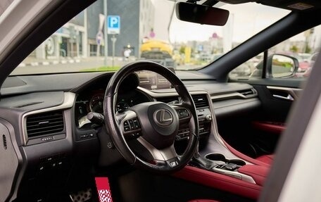 Lexus RX IV рестайлинг, 2018 год, 3 818 000 рублей, 5 фотография