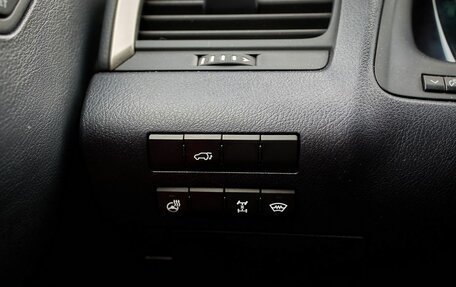 Lexus RX IV рестайлинг, 2018 год, 3 818 000 рублей, 15 фотография