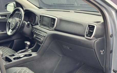 KIA Sportage IV рестайлинг, 2020 год, 2 570 000 рублей, 13 фотография