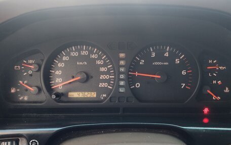 Toyota Land Cruiser 100 рестайлинг 2, 2001 год, 2 100 000 рублей, 5 фотография