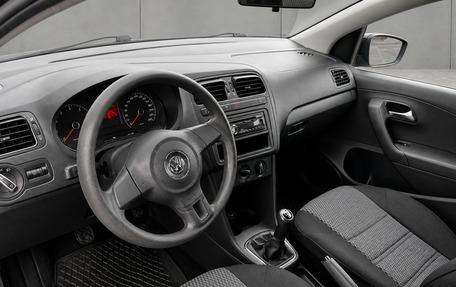 Volkswagen Polo VI (EU Market), 2011 год, 880 000 рублей, 10 фотография