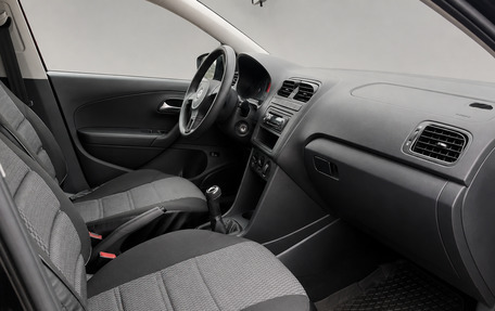 Volkswagen Polo VI (EU Market), 2011 год, 880 000 рублей, 11 фотография