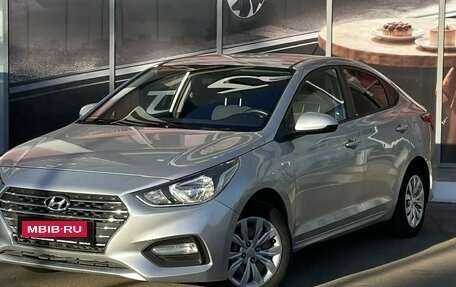 Hyundai Solaris II рестайлинг, 2019 год, 1 130 000 рублей, 1 фотография