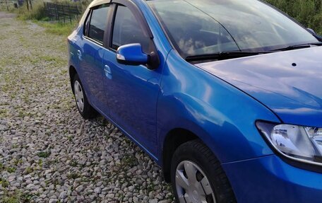 Renault Logan II, 2014 год, 500 000 рублей, 2 фотография