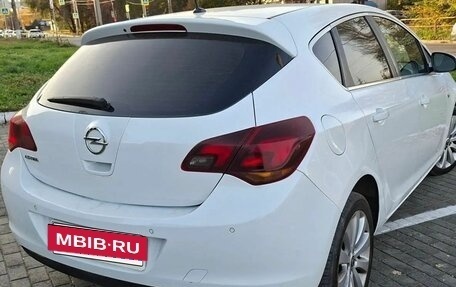 Opel Astra J, 2011 год, 620 000 рублей, 8 фотография