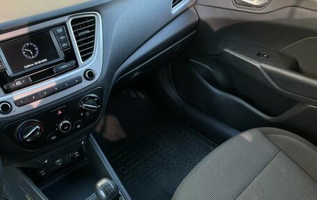 Hyundai Solaris II рестайлинг, 2019 год, 1 130 000 рублей, 12 фотография