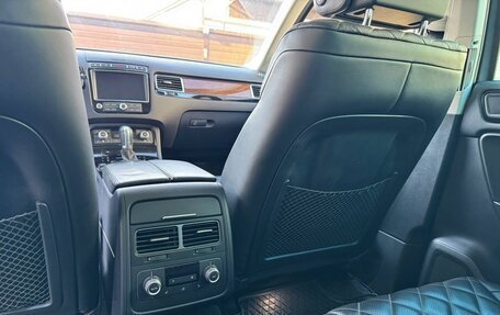 Volkswagen Touareg III, 2018 год, 4 000 000 рублей, 2 фотография