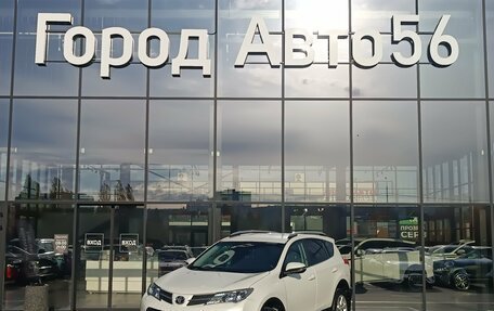 Toyota RAV4, 2015 год, 1 800 000 рублей, 1 фотография