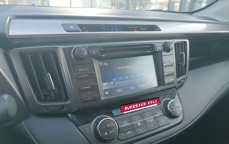 Toyota RAV4, 2015 год, 1 800 000 рублей, 15 фотография