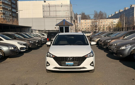 Hyundai Solaris II рестайлинг, 2020 год, 1 308 000 рублей, 2 фотография
