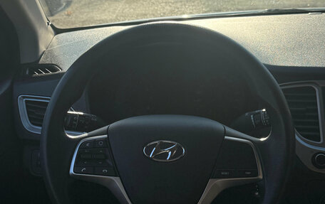 Hyundai Solaris II рестайлинг, 2020 год, 1 308 000 рублей, 24 фотография