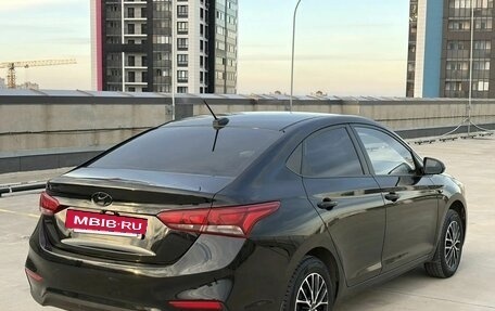 Hyundai Solaris II рестайлинг, 2017 год, 1 070 000 рублей, 5 фотография