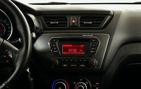 KIA Rio III рестайлинг, 2013 год, 910 000 рублей, 7 фотография