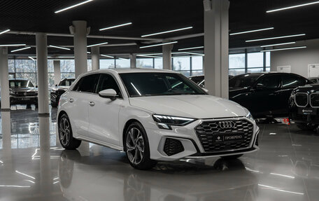 Audi A3, 2021 год, 2 810 000 рублей, 2 фотография