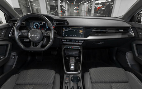 Audi A3, 2021 год, 2 810 000 рублей, 8 фотография