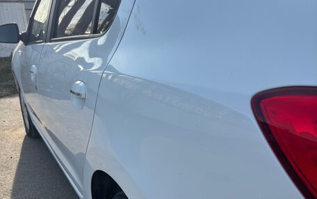 Renault Logan II, 2017 год, 590 000 рублей, 2 фотография