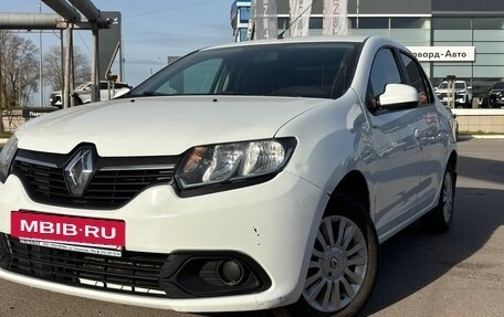 Renault Logan II, 2017 год, 590 000 рублей, 7 фотография