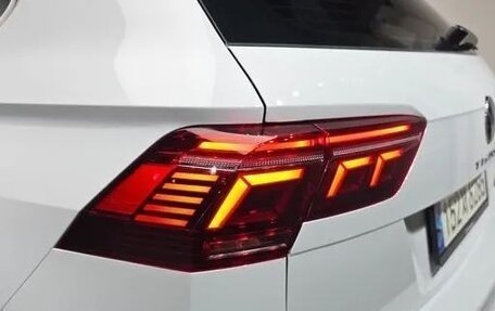 Volkswagen Tiguan II, 2021 год, 3 830 000 рублей, 9 фотография
