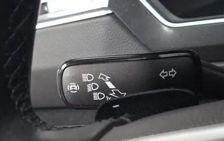 Volkswagen Tiguan II, 2021 год, 3 830 000 рублей, 20 фотография