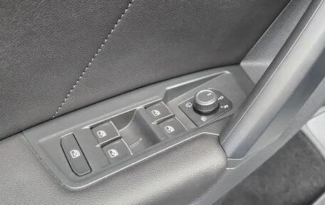 Volkswagen Tiguan II, 2021 год, 3 830 000 рублей, 13 фотография