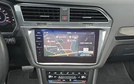 Volkswagen Tiguan II, 2021 год, 3 830 000 рублей, 25 фотография