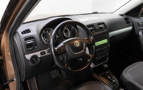 Skoda Yeti I рестайлинг, 2013 год, 1 199 000 рублей, 10 фотография
