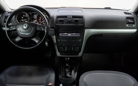 Skoda Yeti I рестайлинг, 2013 год, 1 199 000 рублей, 17 фотография