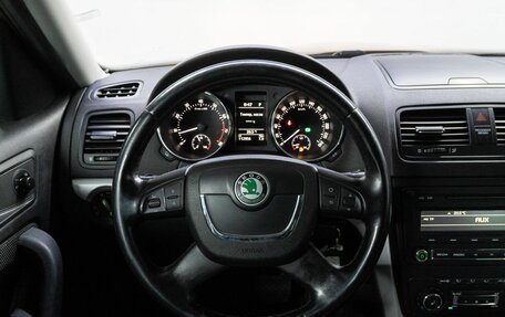 Skoda Yeti I рестайлинг, 2013 год, 1 199 000 рублей, 18 фотография