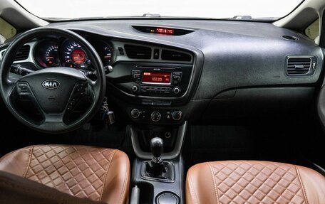 KIA cee'd III, 2013 год, 949 000 рублей, 17 фотография